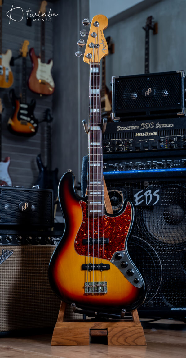 Fender Custom Shop Classic 4 String Jazz Bass Active - Image 3