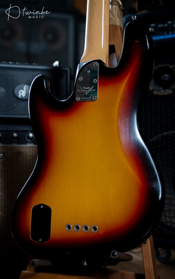 Fender Custom Shop Classic 4 String Jazz Bass Active - Image 9