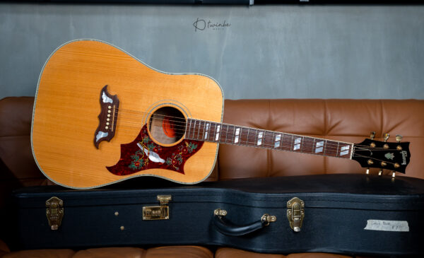2007 Gibson Dove Custom Shop Red Spruce Quilted Edition (Rare) - Image 3