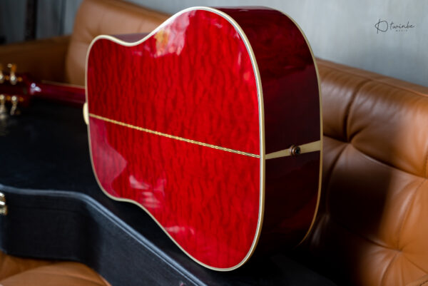 2007 Gibson Dove Custom Shop Red Spruce Quilted Edition (Rare) - Image 8
