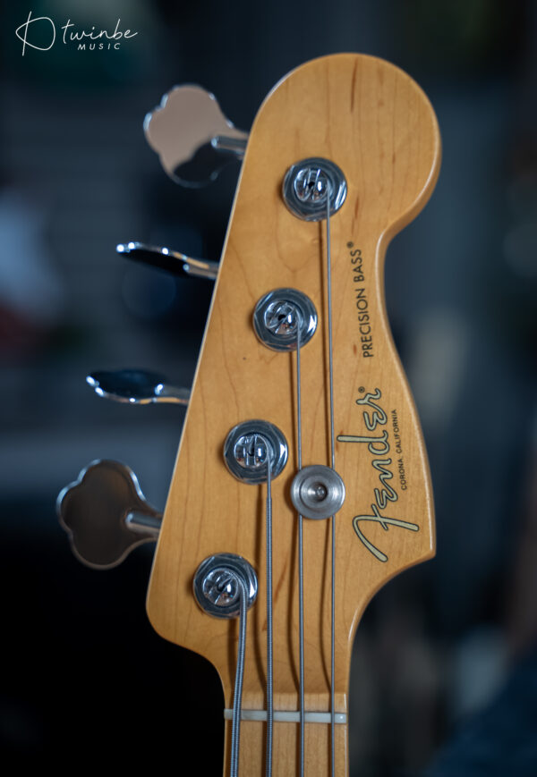 Fender American Professional II Precision Bass - Image 4
