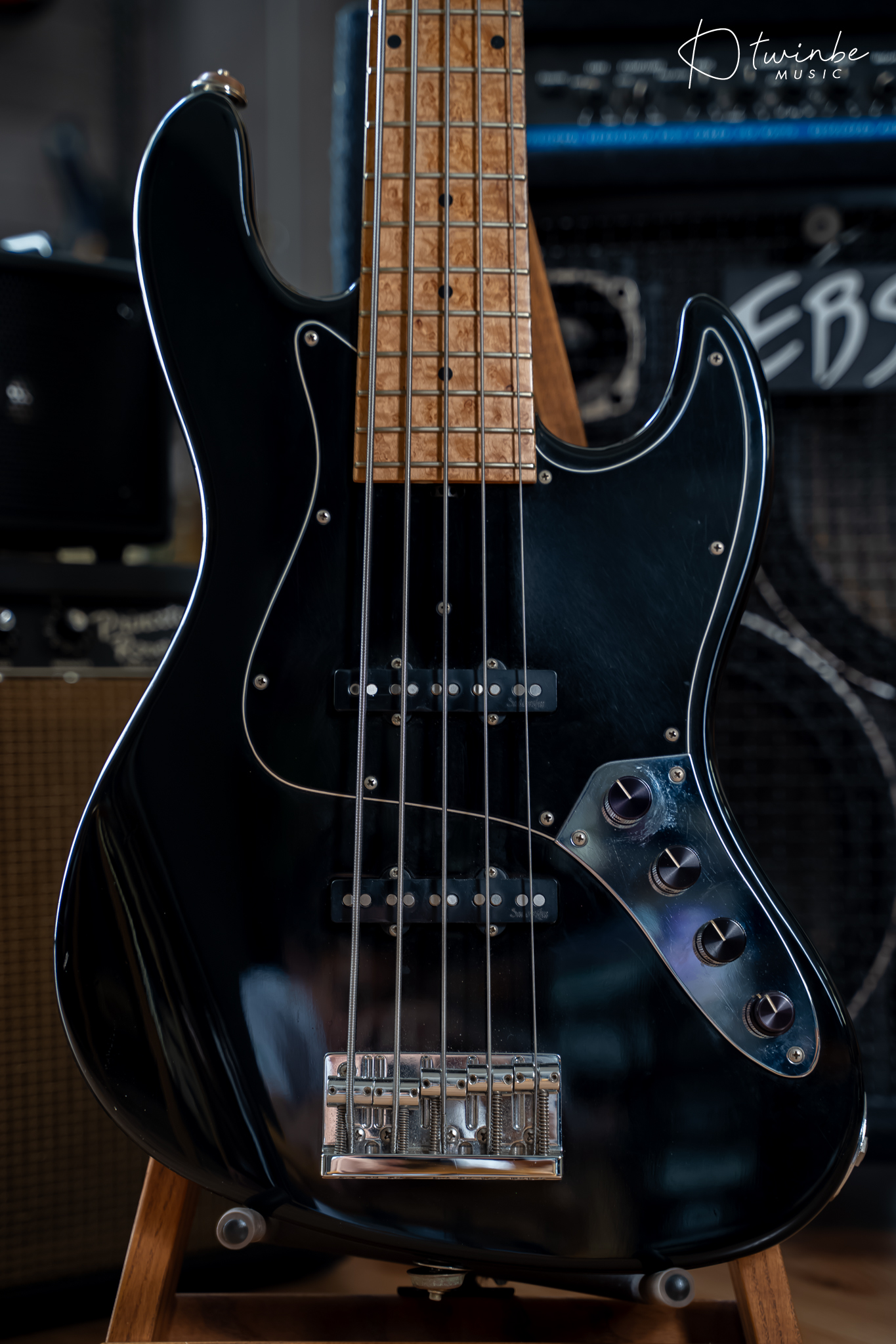 Sadowsky NYC Vintage 5 String Bass Black on Black - Image 6