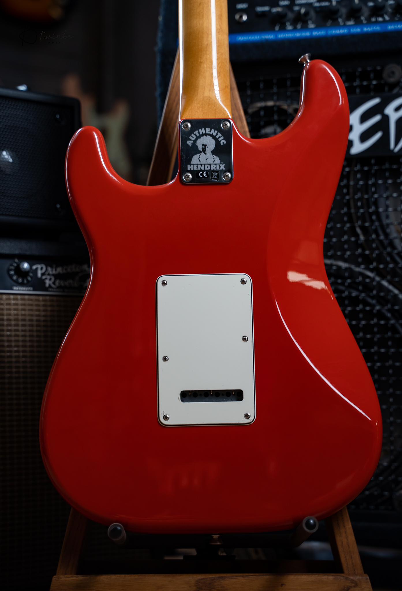 2018 Fender Jimi Hendrix Monterey Stratocaster - Image 8