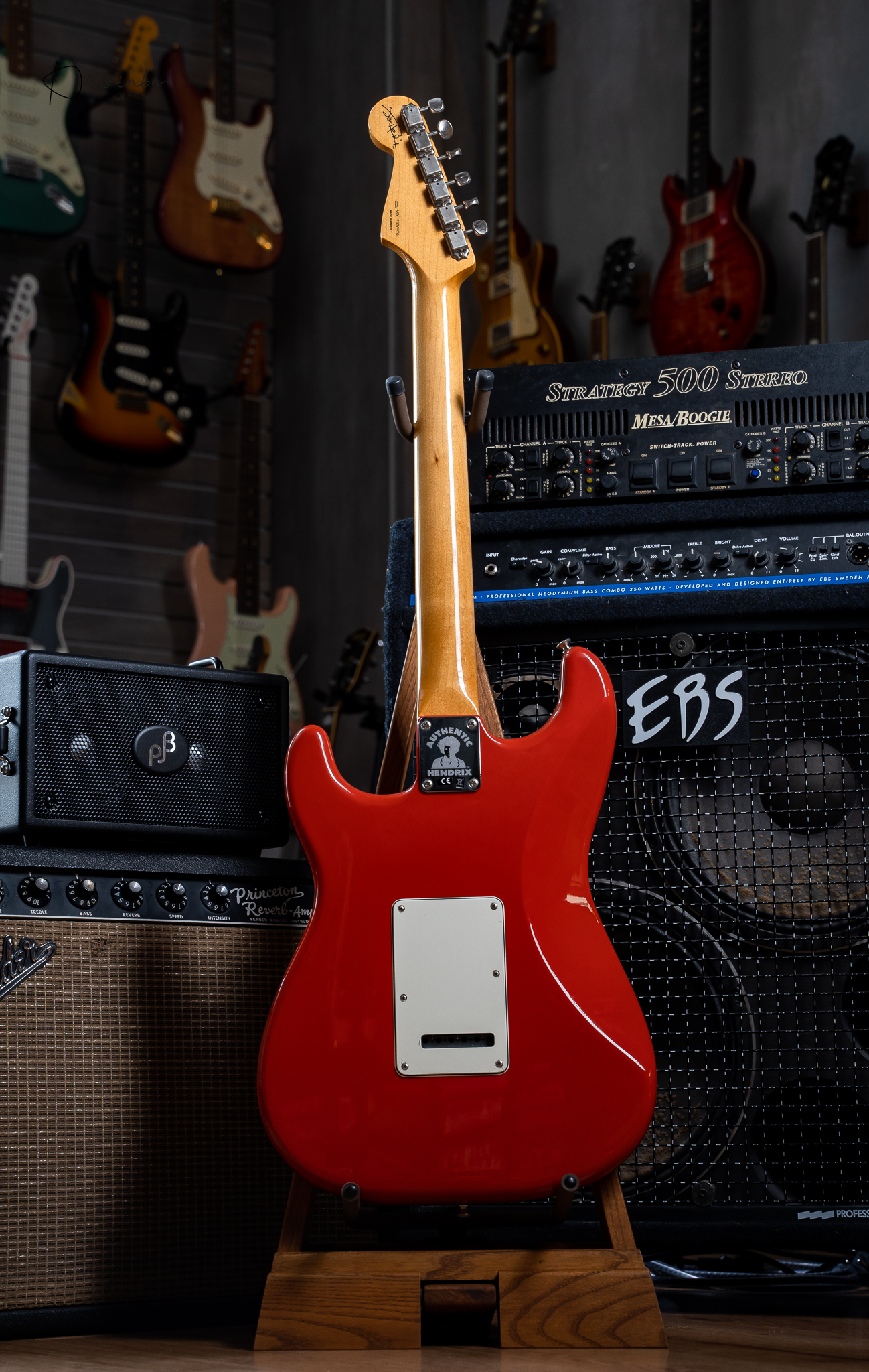 2018 Fender Jimi Hendrix Monterey Stratocaster - Image 5