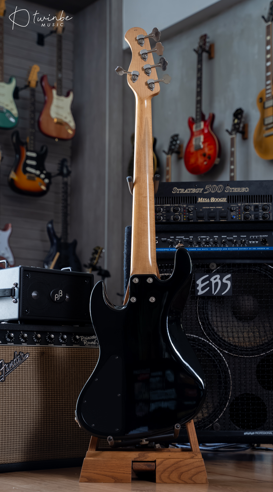 Sadowsky NYC Vintage 5 String Bass Black on Black - Image 7