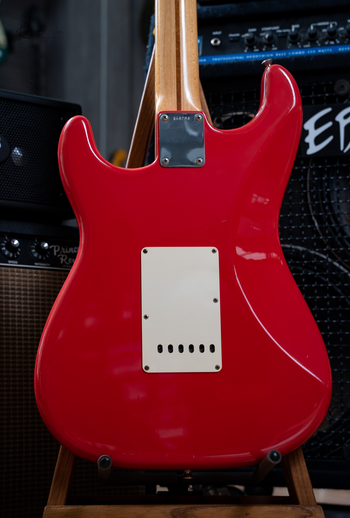 Fender Custom Shop 56 Stratocaster NOS in Fiesta Red - Image 4