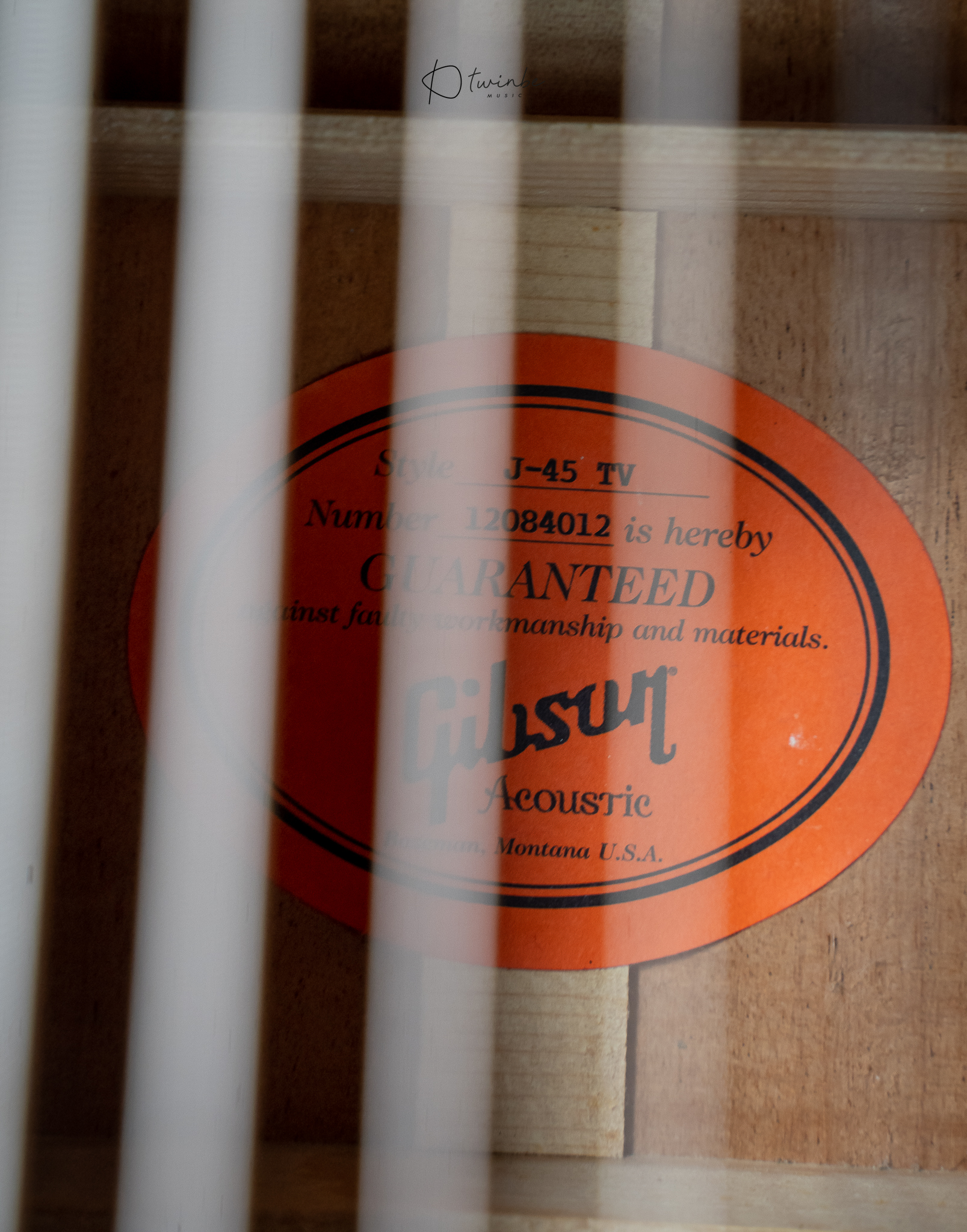 2014 Gibson J-45 True Vintage Sunburst - Image 4