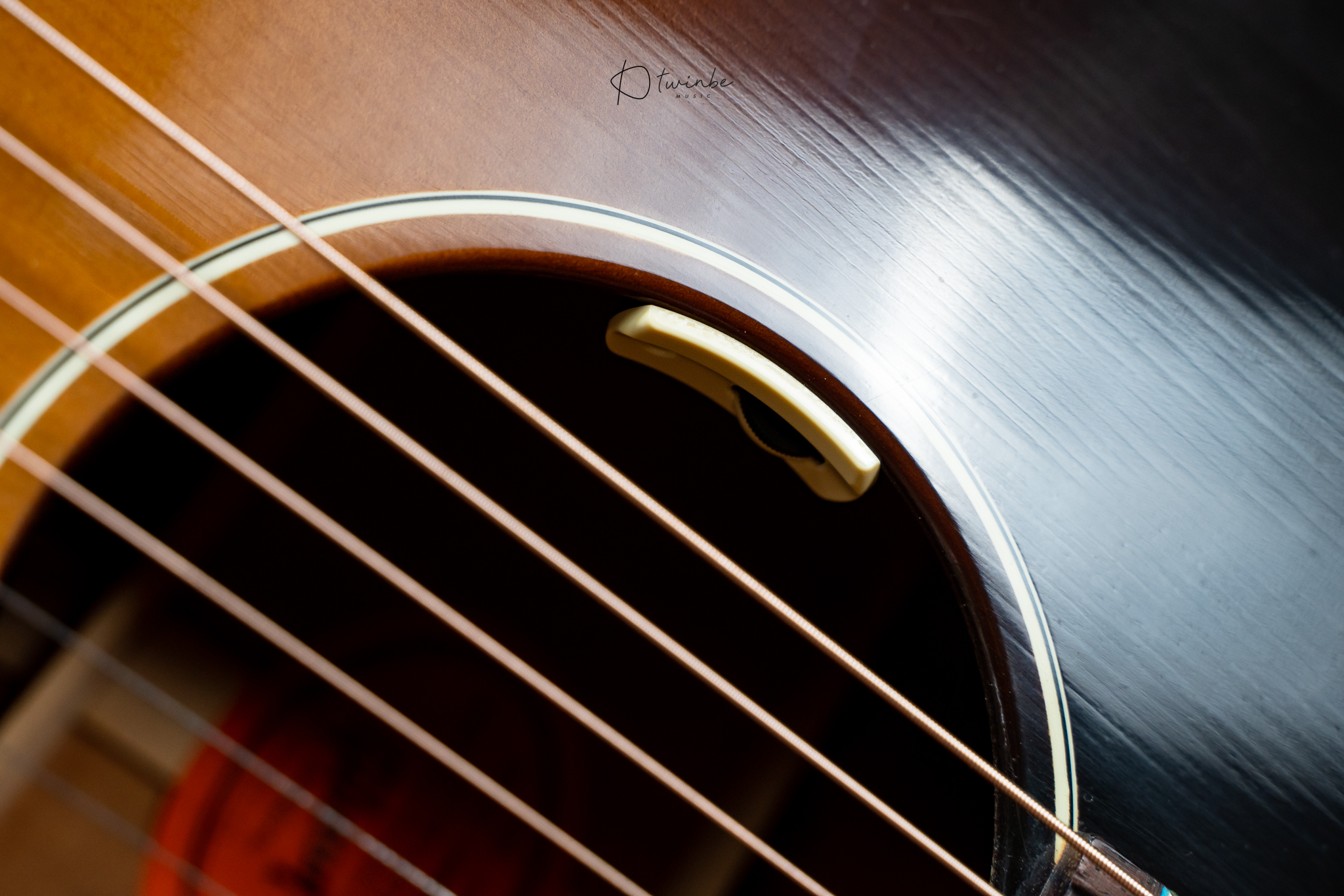 2014 Gibson J-45 True Vintage Sunburst - Image 5