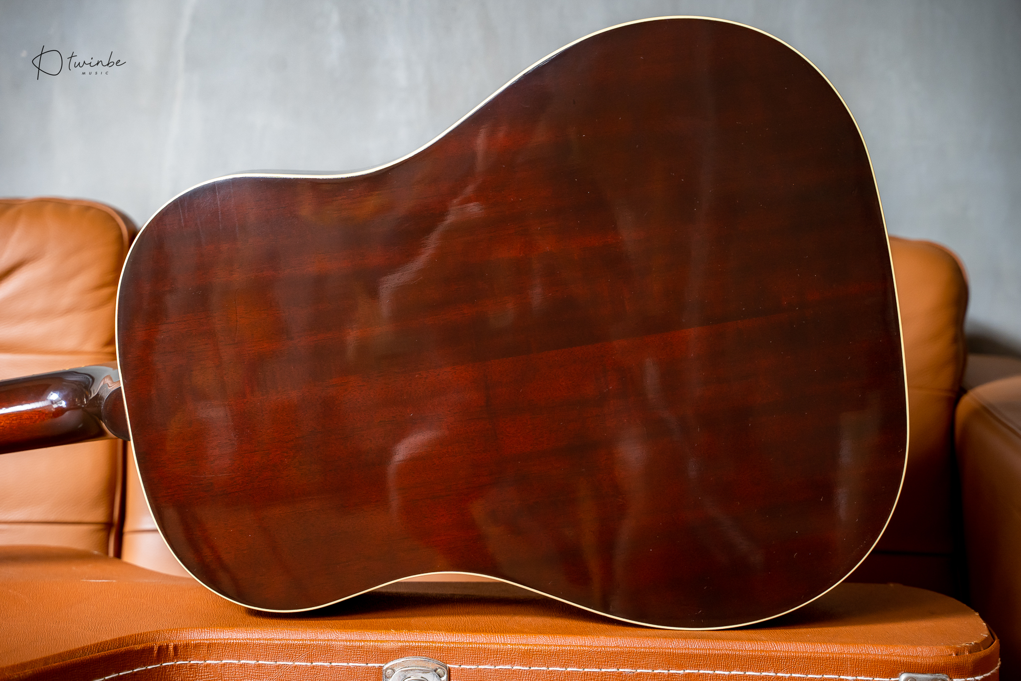 2014 Gibson J-45 True Vintage Sunburst - Image 8