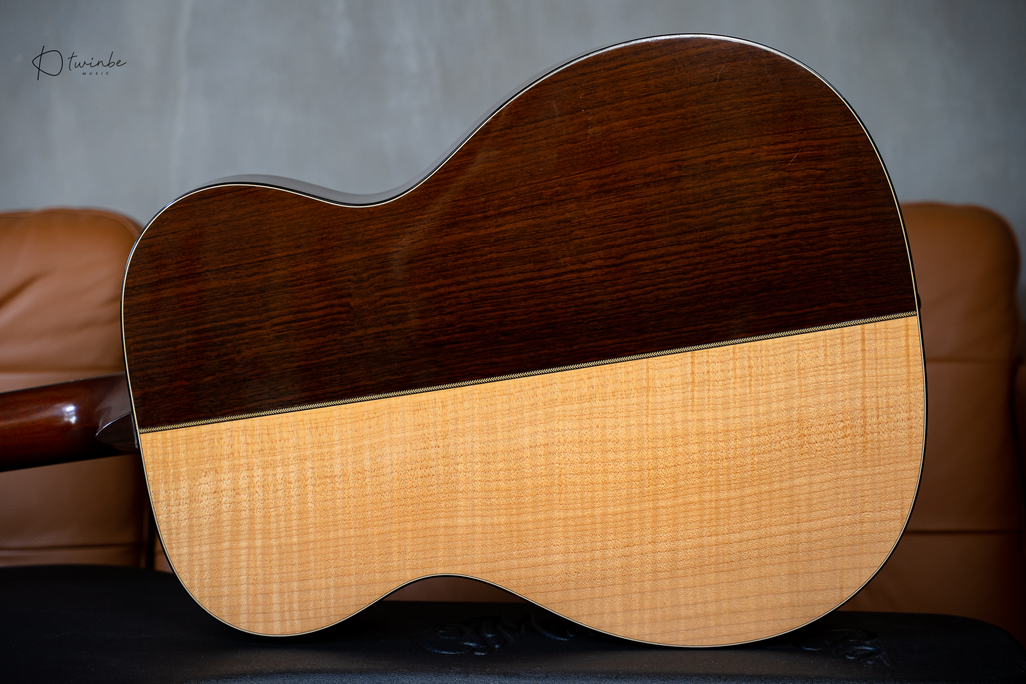 2004 Martin MTV-2 Unplugged Limited Edition No.7 of 200 - Image 7