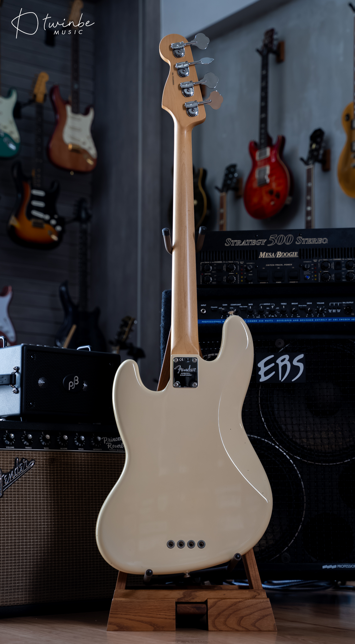 Fender American Standard Jazz Bass 4 String - Image 7