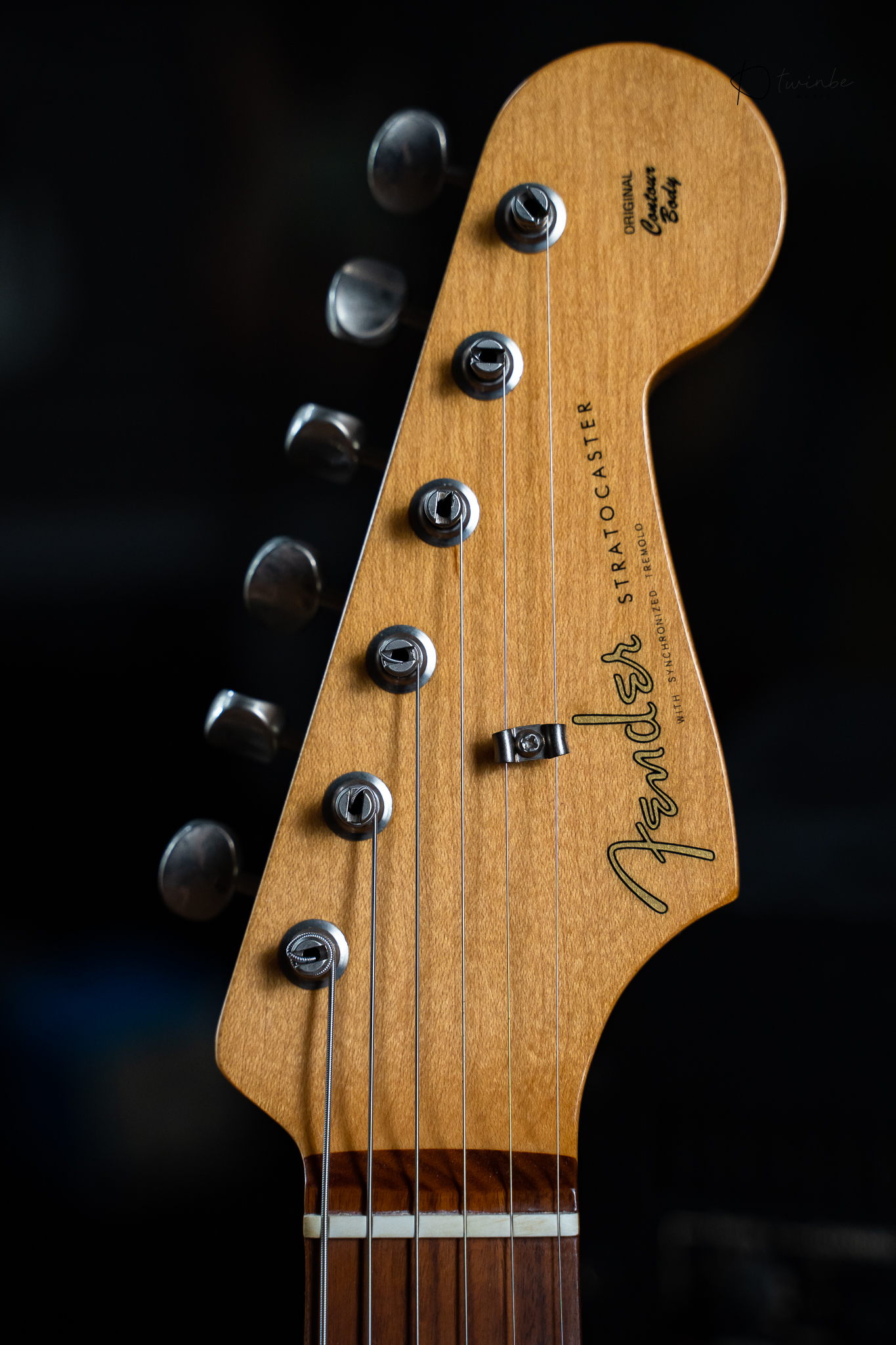 2018 Fender Jimi Hendrix Monterey Stratocaster - Image 2
