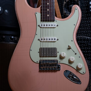 Suhr Mateus Asato Signature Series Classic Antique Shell Pink