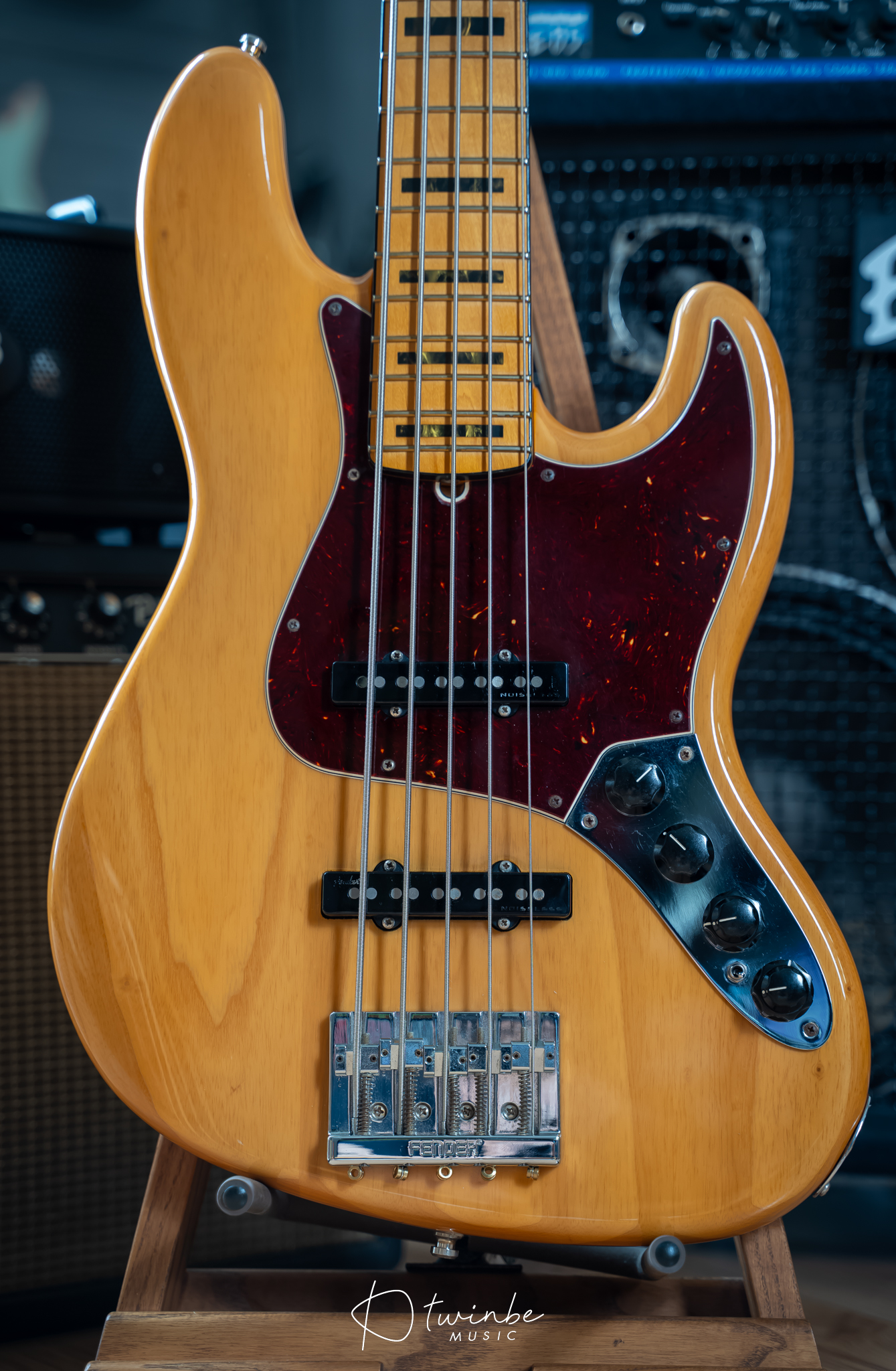 Fender American Ultra Jazz Bass V - Aged Natural - Image 5