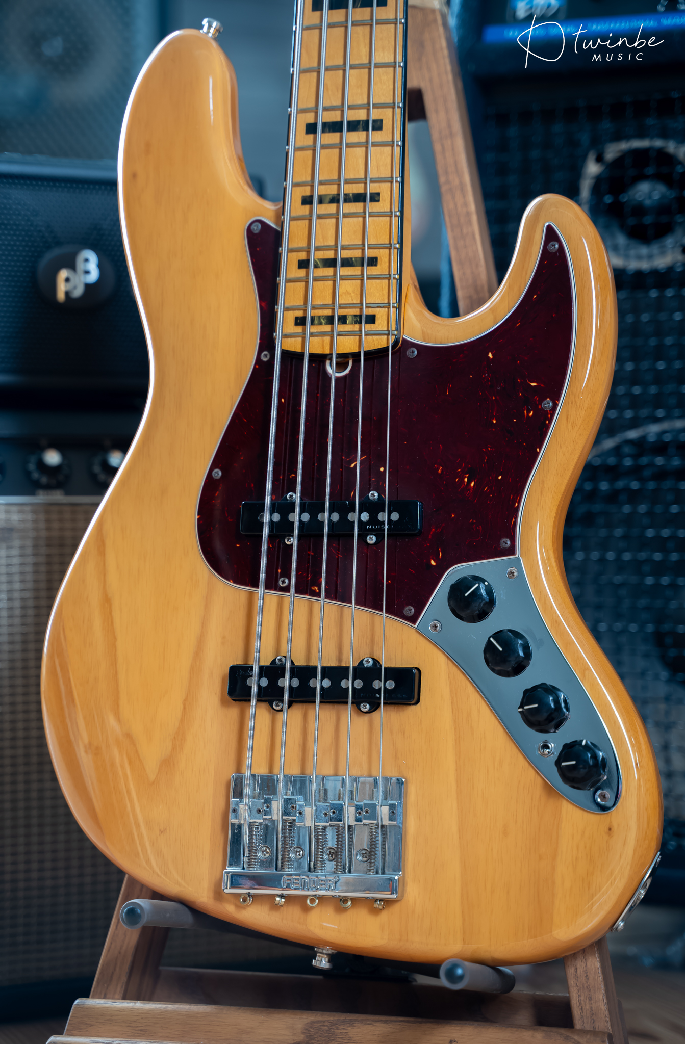 Fender American Ultra Jazz Bass V - Aged Natural - Image 6