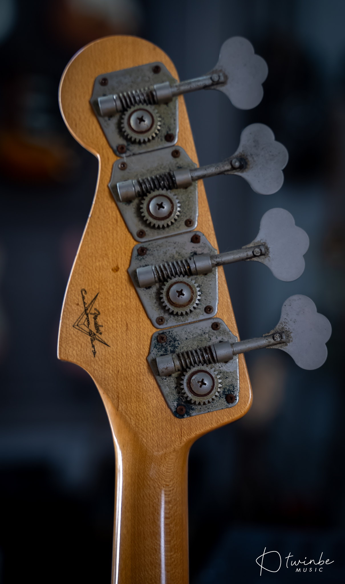 Fender Custom Shop ’60 Jazz Bass Relic Charcoal Frost Metallic - Image 7