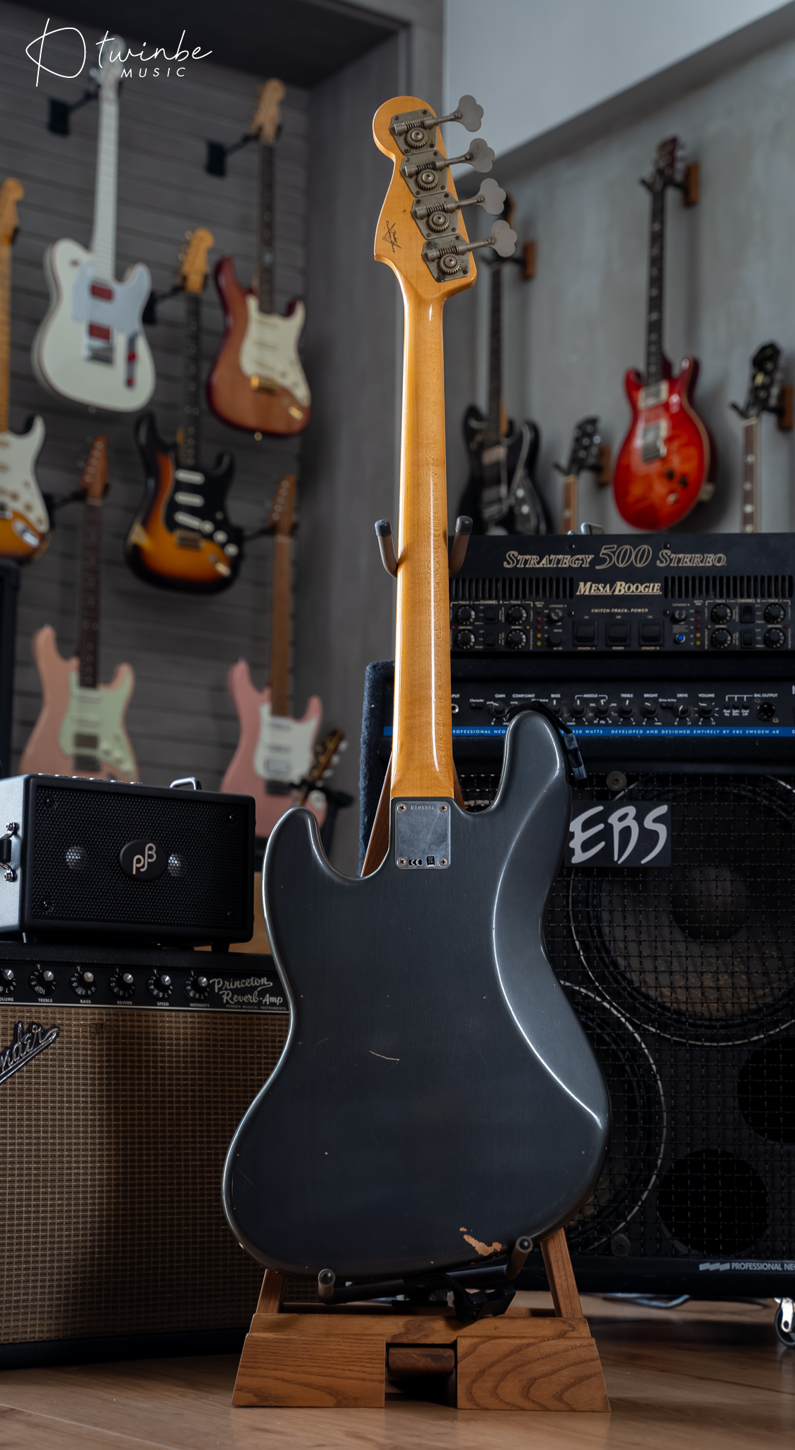 Fender Custom Shop ’60 Jazz Bass Relic Charcoal Frost Metallic - Image 6