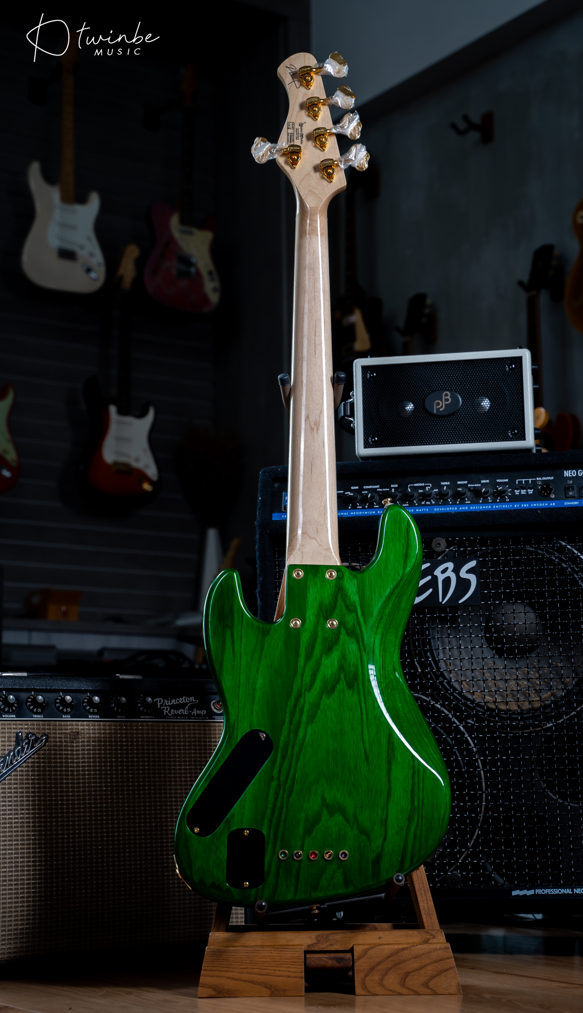 Bassmods Fred Hammond Signature Green Burl 5 Strings Bass - Image 7