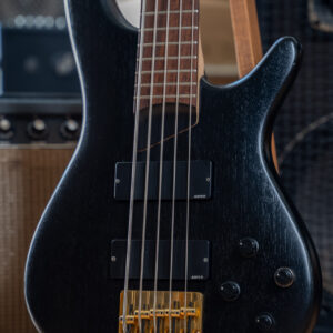 Ibanez K5 – Black Flat Fieldy Signature Korn