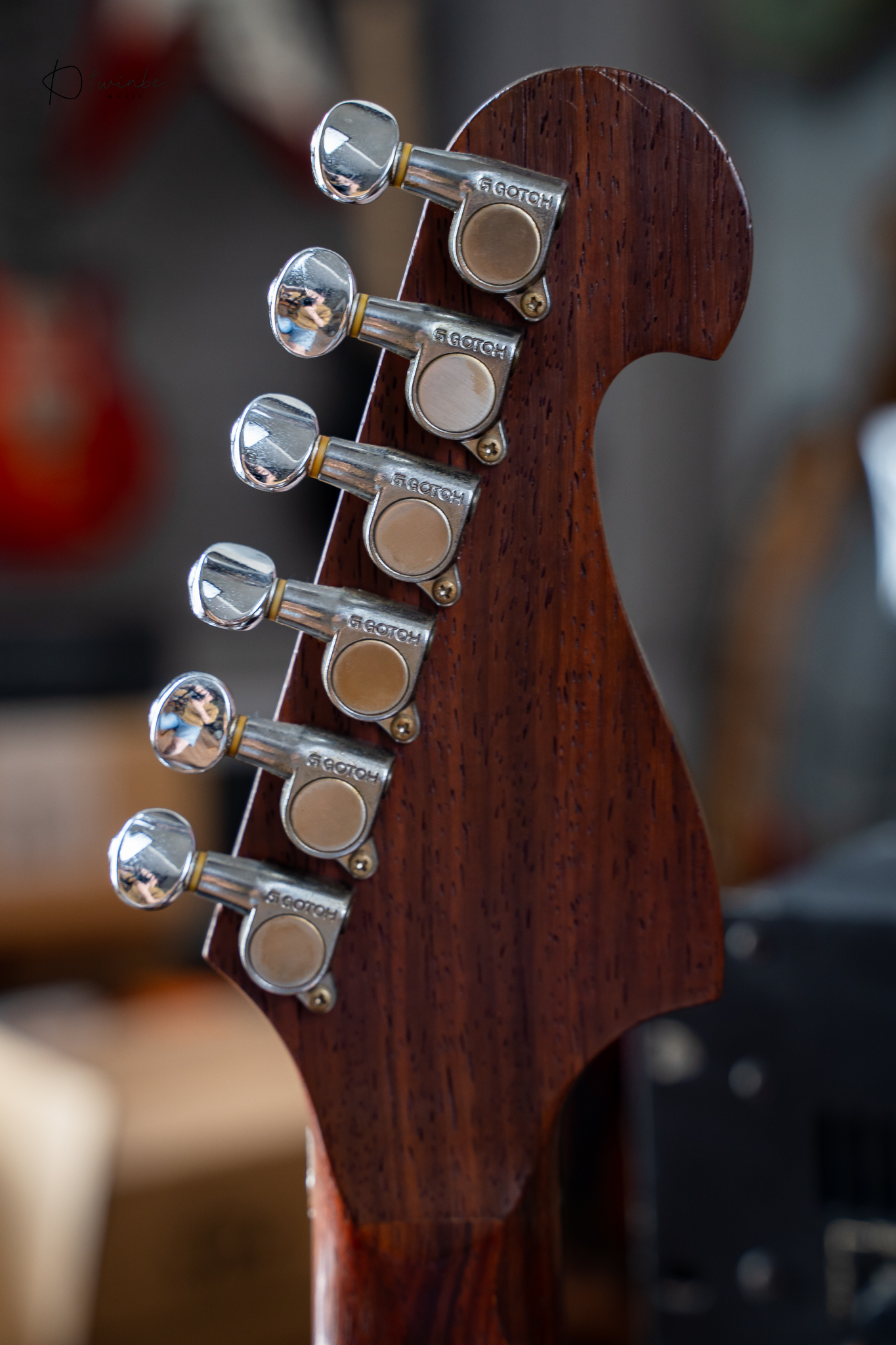 Washburn N4 Paduak Japan "Nuno Bettencort Signature" - Image 4