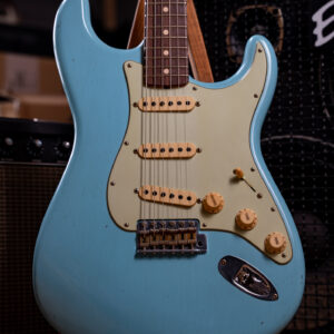 Fender Masterbuilt Yuriy Shishkov 1963 Stratocaster Journeyman Relic in Sonic Blue