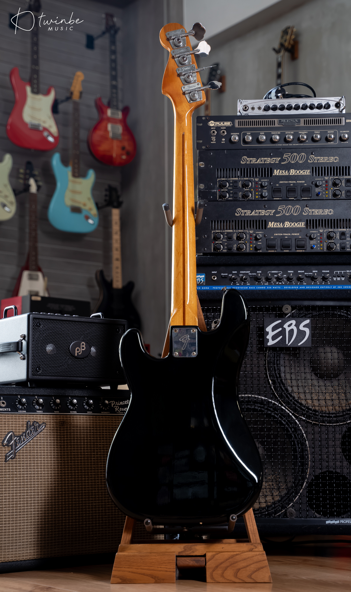 Vintage 1983 All Original Fender Precision Bass - Image 5