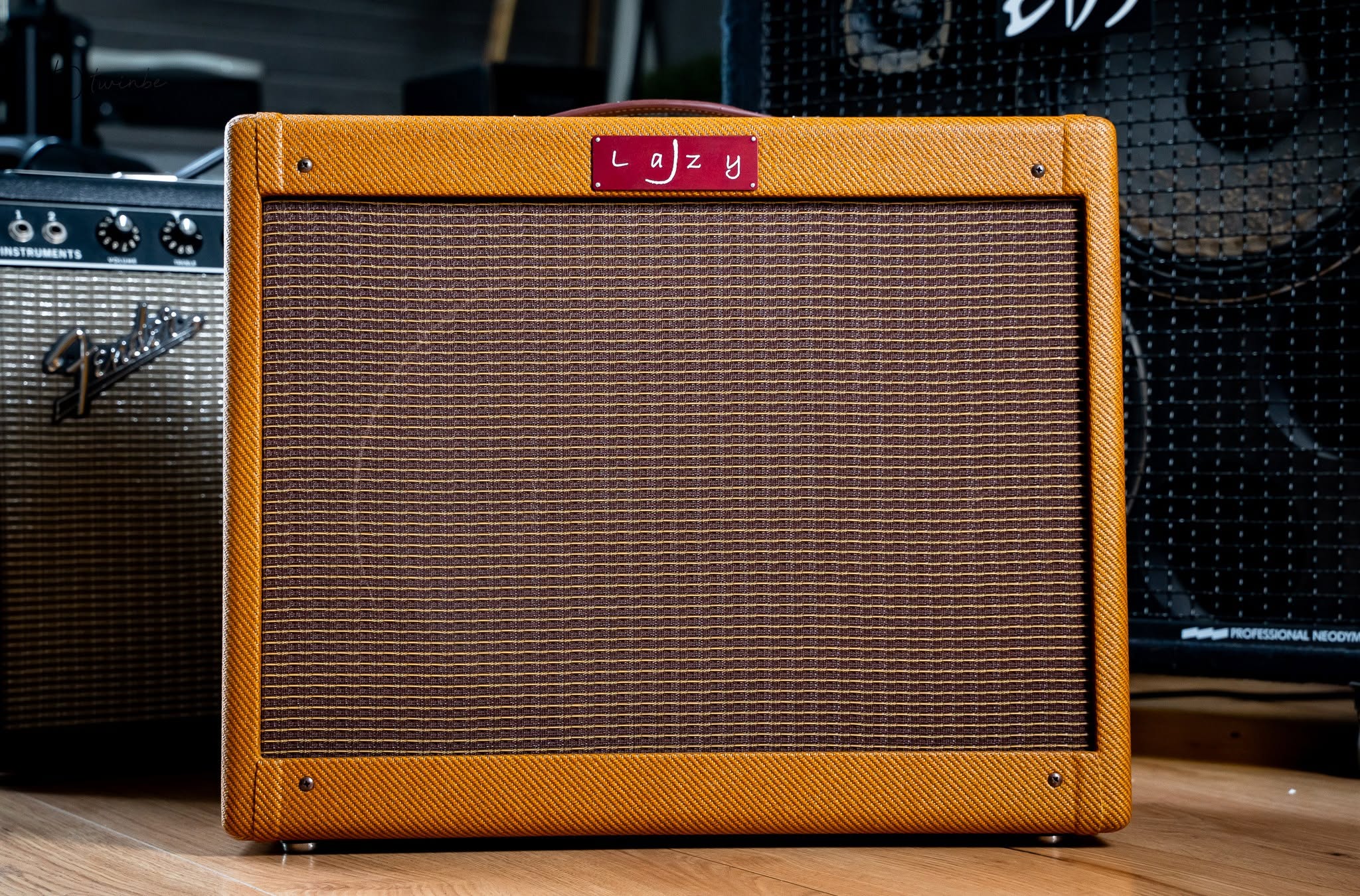 Lazy J J20 Tweed with Reverb and Tremolo
