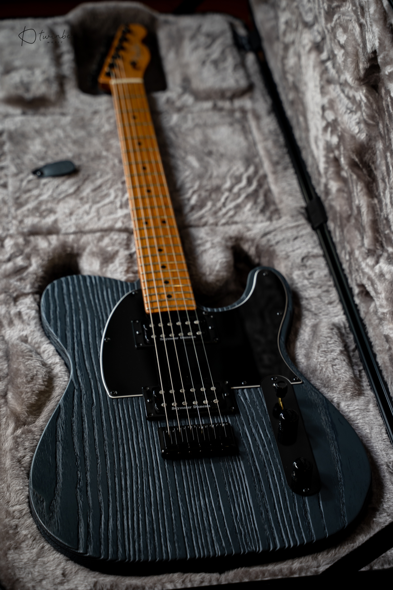 Fender Limited Edition American Professional II Telecaster HH Sand blasted Smoke - Image 9