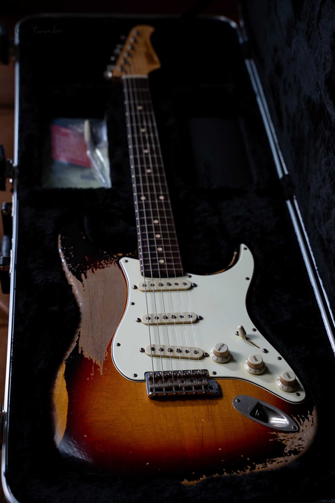 Xotic XSC-1 Super Heavy Relic 3 Tone Sunburst - Image 7
